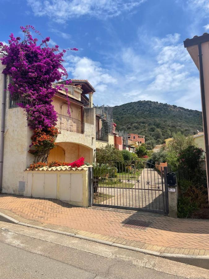 Casa Delle Farfalle Villa Chia Exterior photo